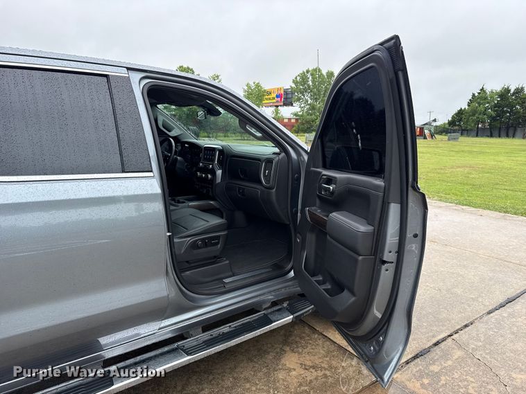 image for item FH6629 2021 GMC Sierra 1500 Crew Cab pickup truck