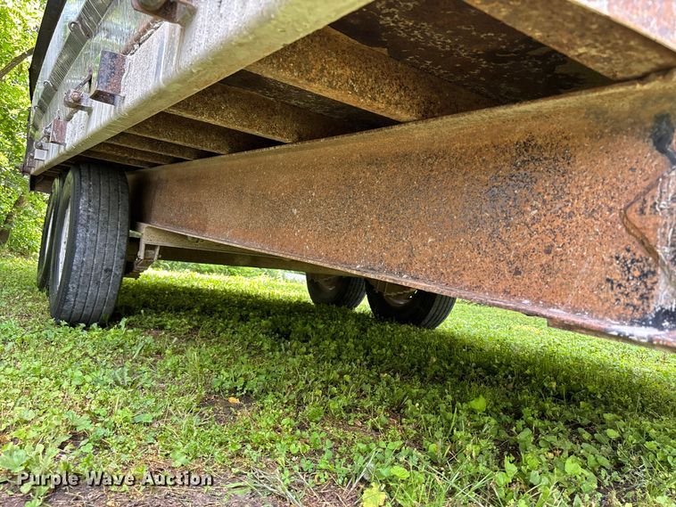 image for item FH7151 2018 Lamar dump trailer