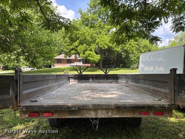 image for item FH7151 2018 Lamar dump trailer