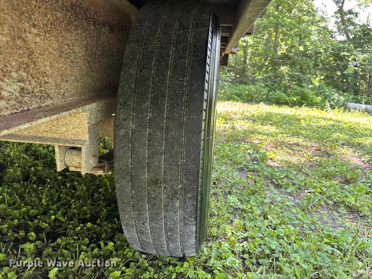 image for item FH7151 2018 Lamar dump trailer