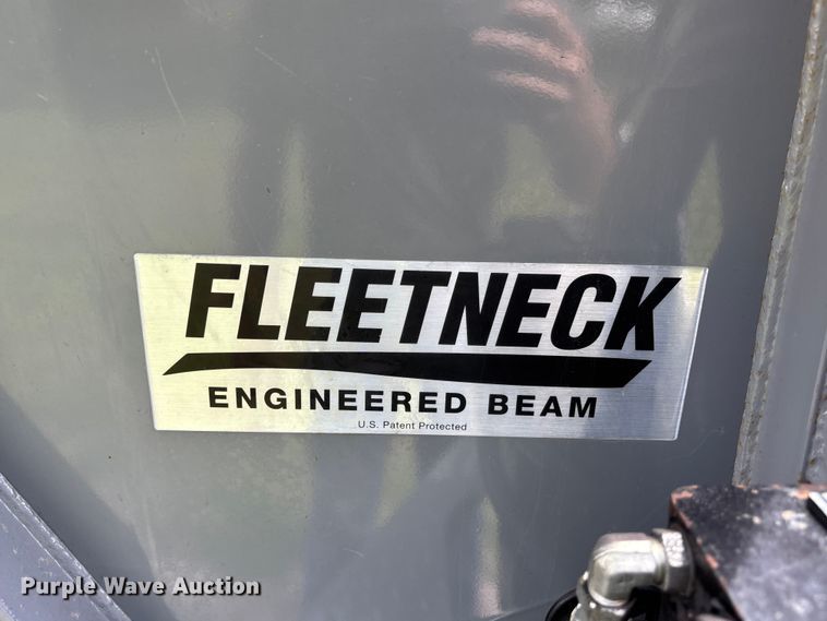 image for item FH7153 2021 Diamond C Roadclipper hydraulic tail equipment trailer