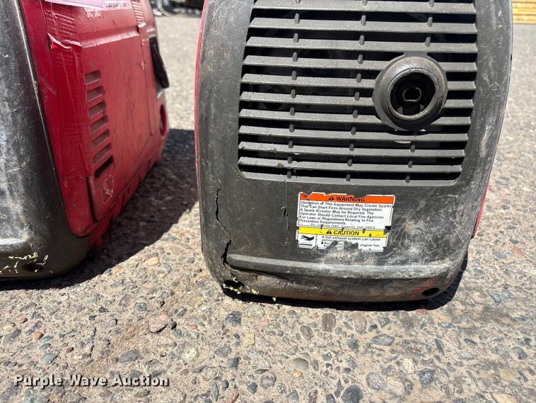 image for item FH7505 (6) Honda EU2000I generators