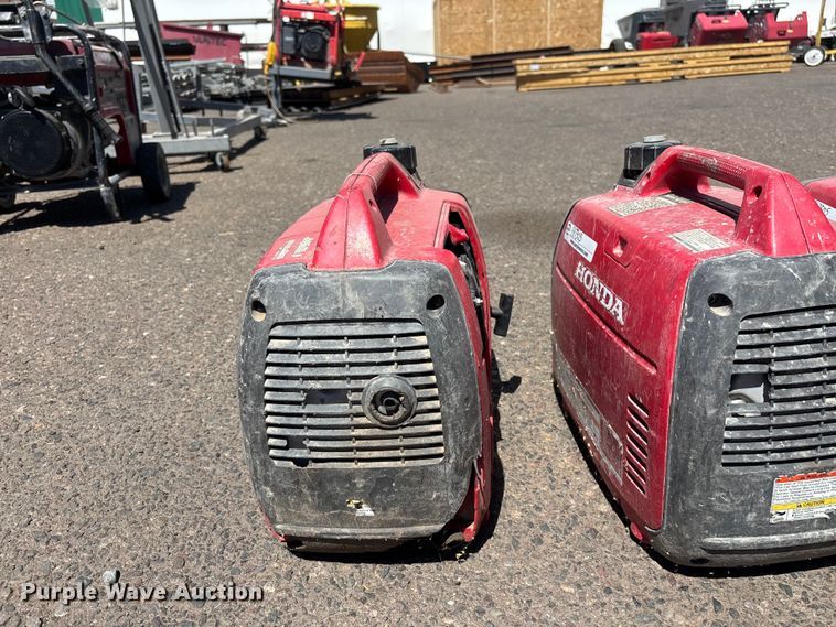 image for item FH7505 (6) Honda EU2000I generators