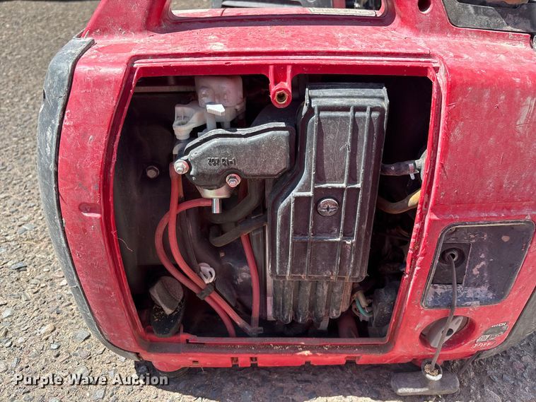 image for item FH7505 (6) Honda EU2000I generators
