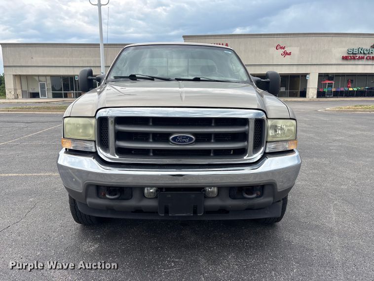 image for item FI0183 2004 Ford F250 Super Duty XL Ext. Cab pickup truck
