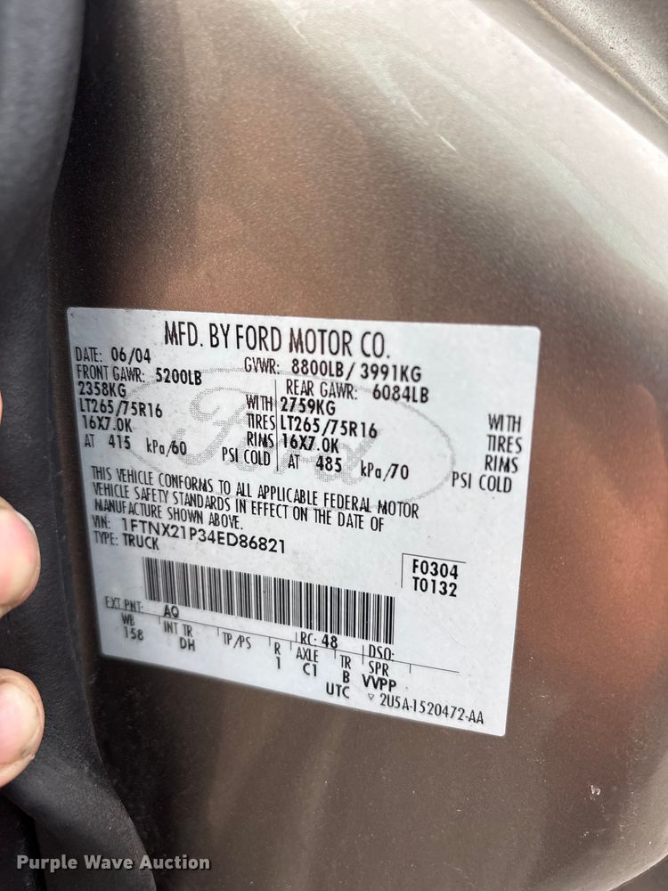 image for item FI0183 2004 Ford F250 Super Duty XL Ext. Cab pickup truck