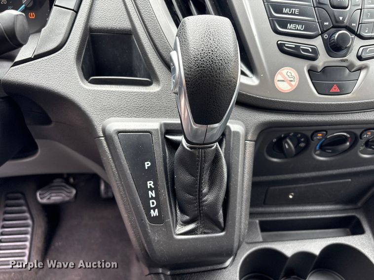 image for item FI0190 2017 Ford Transit van