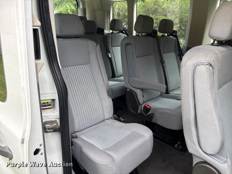 image for item FI0190 2017 Ford Transit van