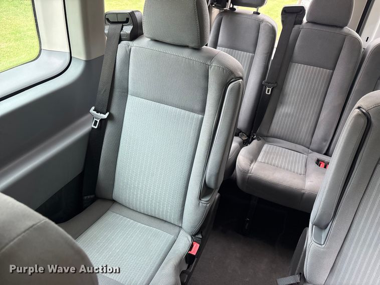 image for item FI0190 2017 Ford Transit van