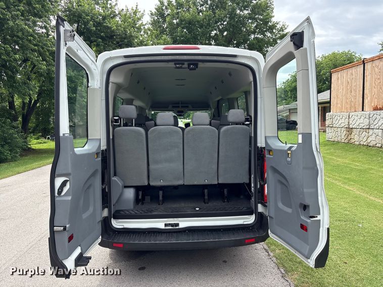 image for item FI0190 2017 Ford Transit van