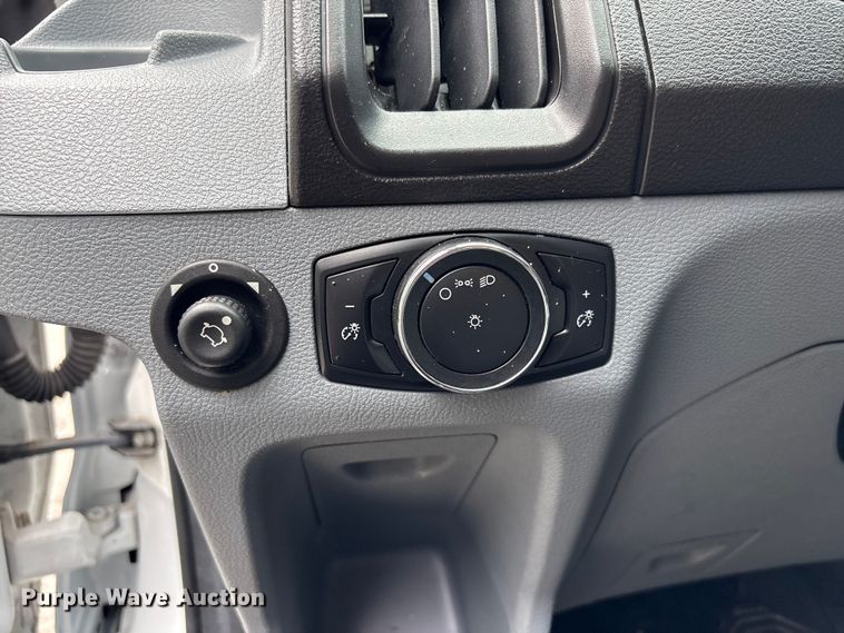 image for item FI0191 2015 Ford Transit van