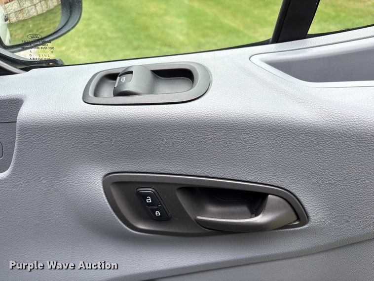 image for item FI0191 2015 Ford Transit van