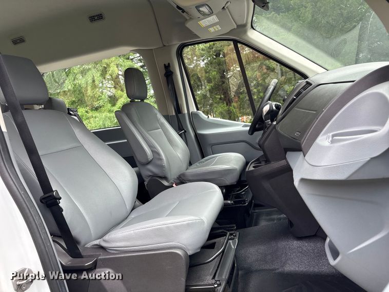 image for item FI0191 2015 Ford Transit van