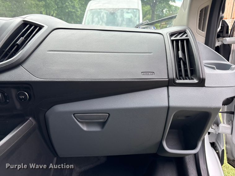 image for item FI0191 2015 Ford Transit van