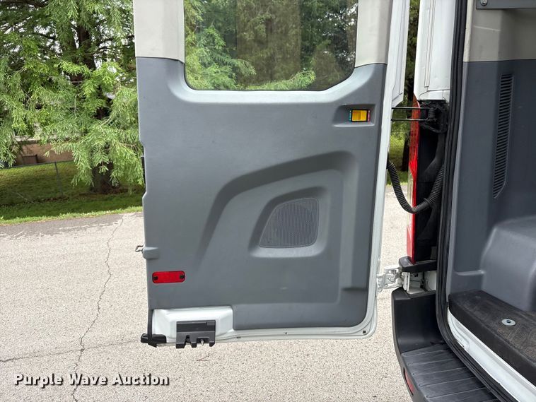 image for item FI0191 2015 Ford Transit van