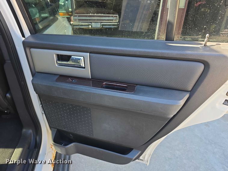 image for item FI0764 2007 Ford Expedition Limited SUV