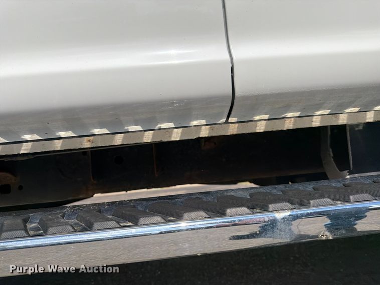 image for item FK0193 2017 Ford F250 Super Duty XLT Ext. Cab pickup truck
