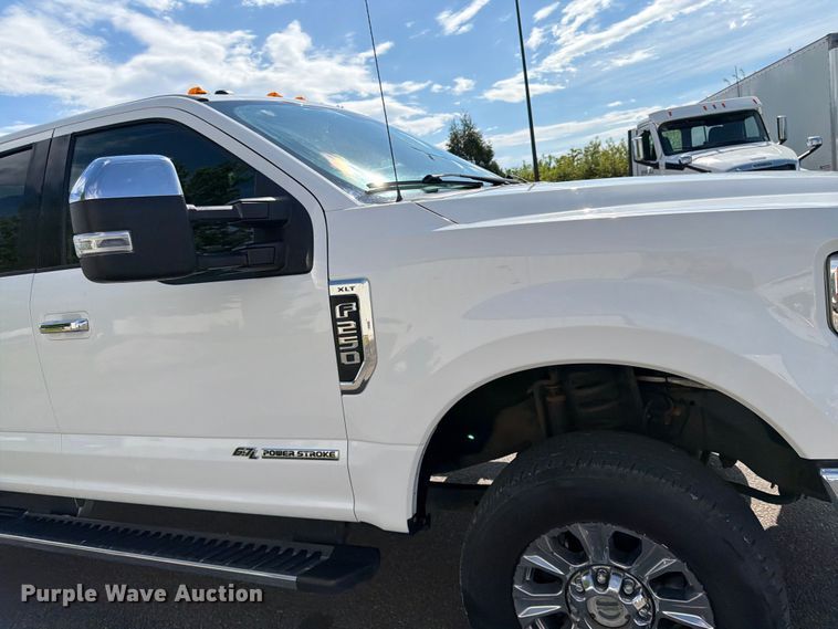 image for item FK0193 2017 Ford F250 Super Duty XLT Ext. Cab pickup truck