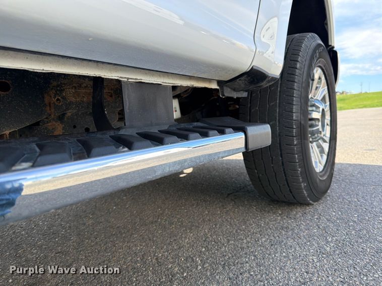 image for item FK0193 2017 Ford F250 Super Duty XLT Ext. Cab pickup truck