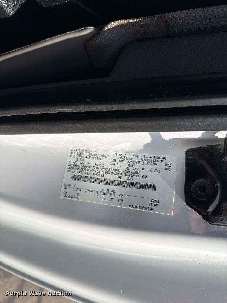 image for item FK0193 2017 Ford F250 Super Duty XLT Ext. Cab pickup truck