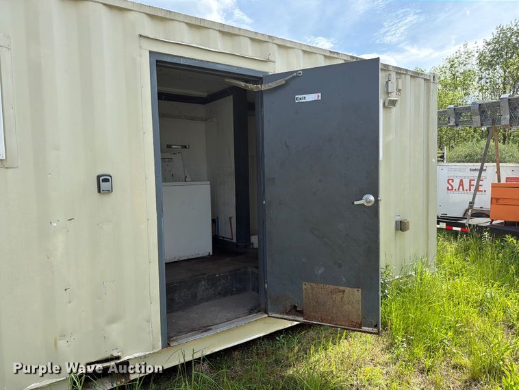 image for item FK2006 Skid mounted laundry unit