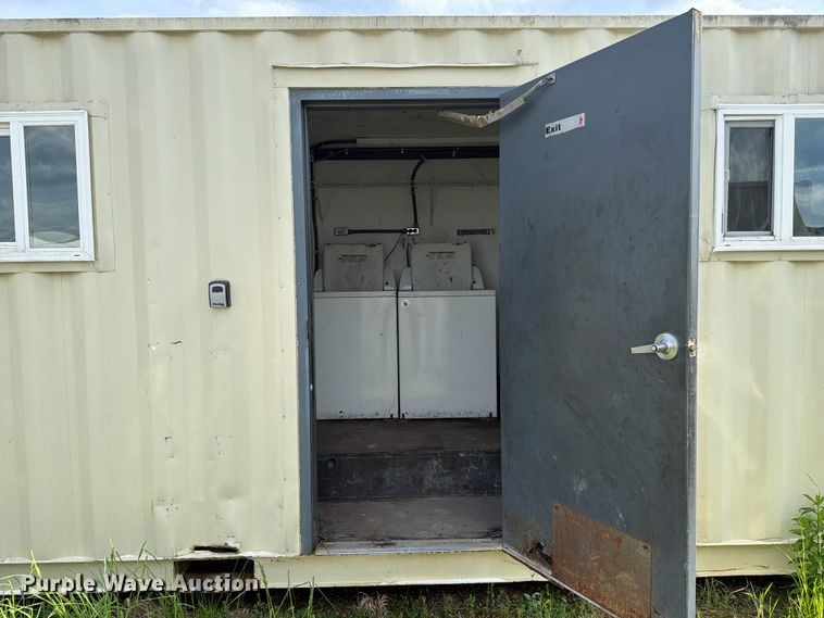 image for item FK2006 Skid mounted laundry unit