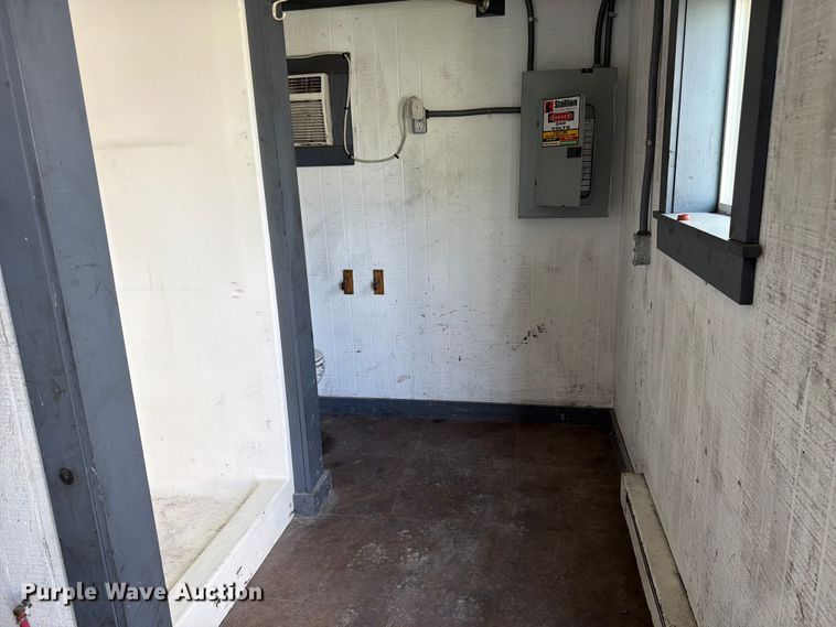 image for item FK2006 Skid mounted laundry unit