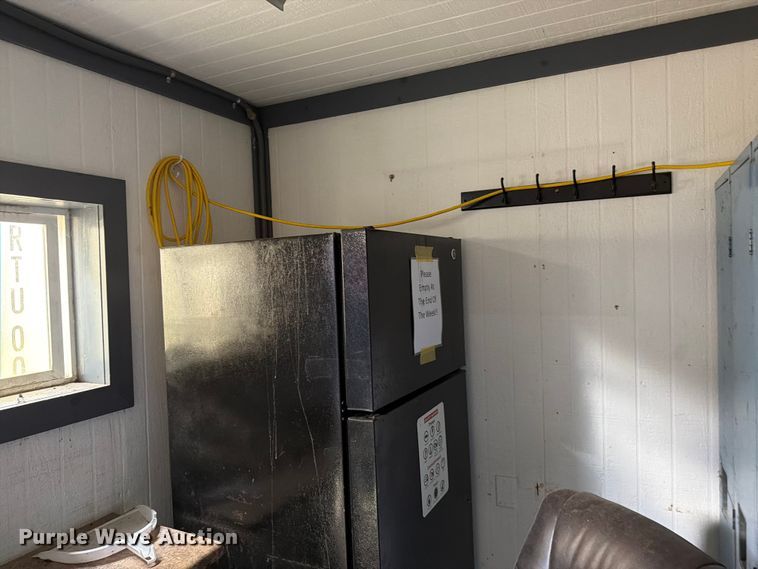 image for item FK2007 Skid mounted locker room