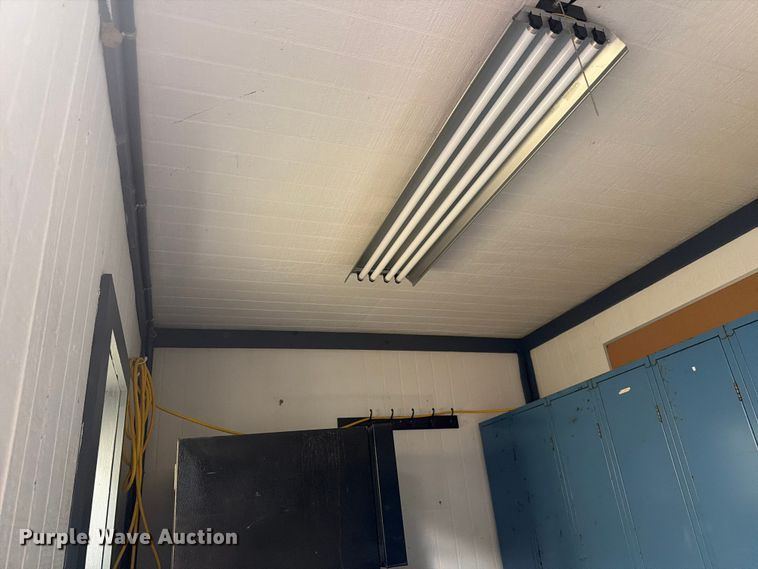 image for item FK2007 Skid mounted locker room