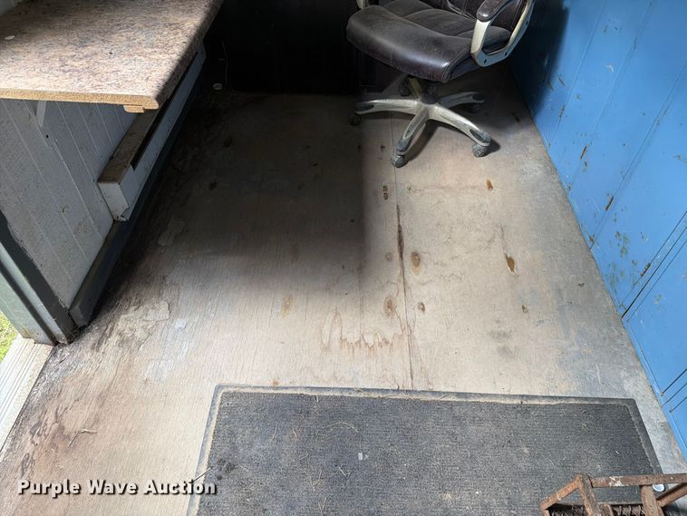 image for item FK2007 Skid mounted locker room