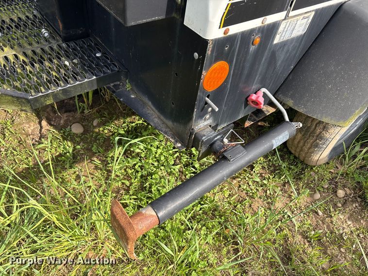 image for item FK2012 2018 Allmand Bros, Inc. Max-Lite II light plant