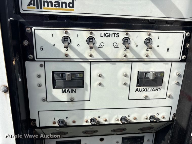 image for item FK2012 2018 Allmand Bros, Inc. Max-Lite II light plant