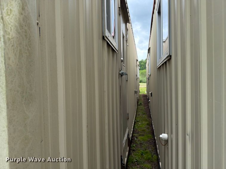 image for item FK2027 Skid mounted living quarters