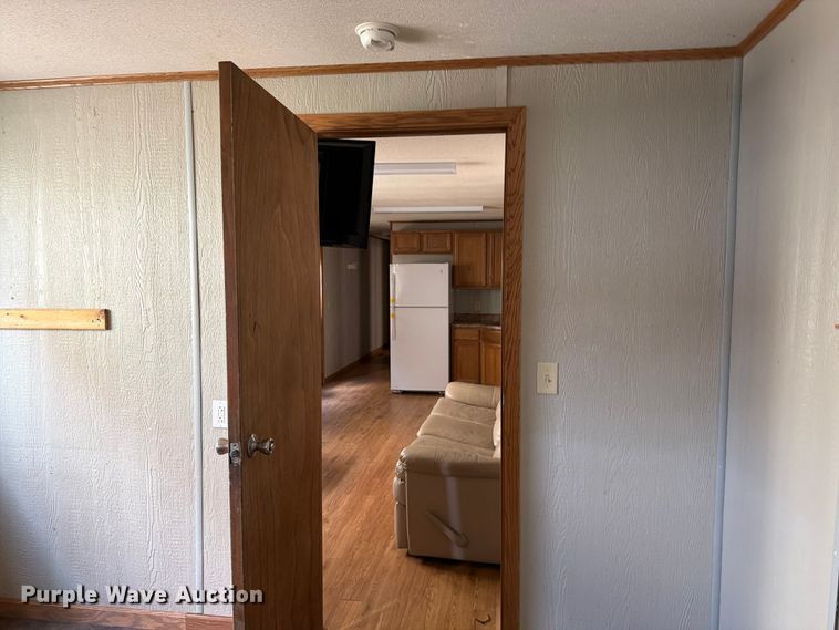 image for item FK2027 Skid mounted living quarters