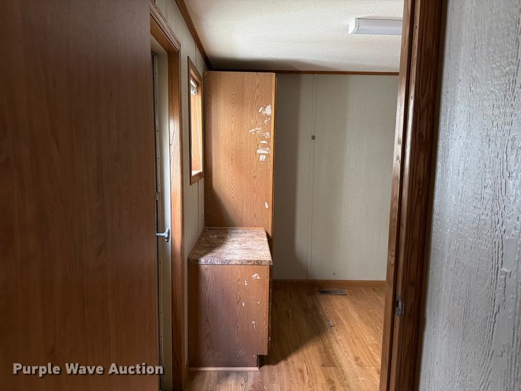 image for item FK2027 Skid mounted living quarters
