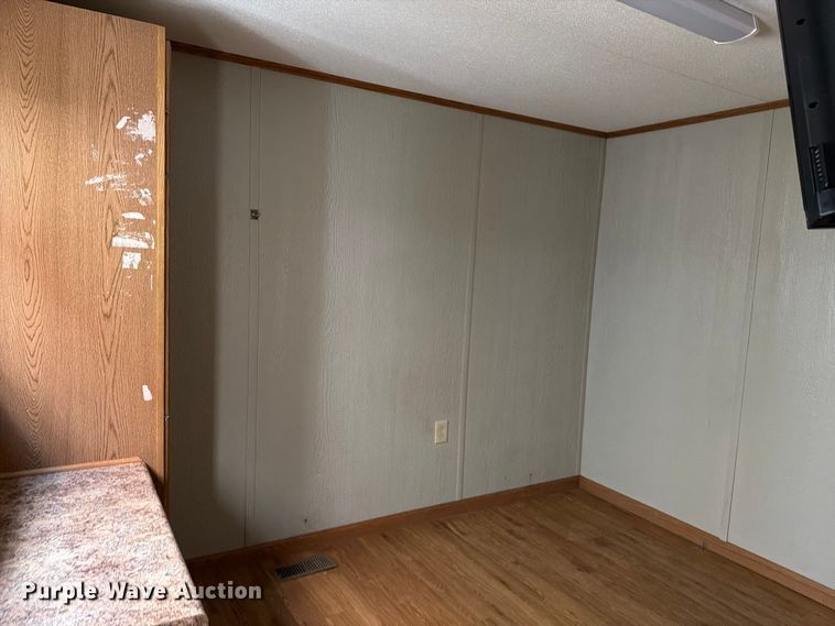 image for item FK2027 Skid mounted living quarters