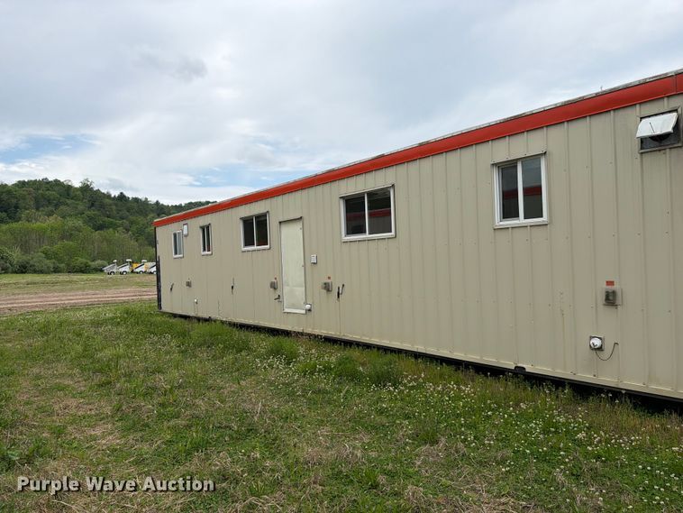 image for item FK2028 Skid mounted living quarters