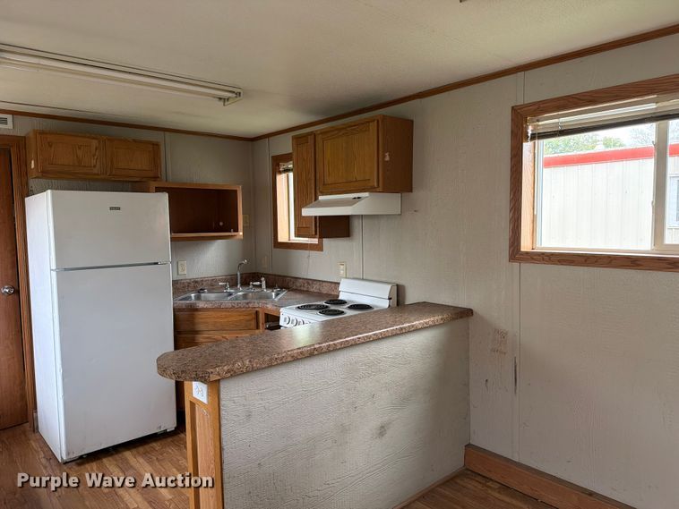 image for item FK2028 Skid mounted living quarters