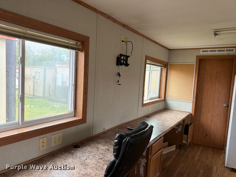 image for item FK2028 Skid mounted living quarters