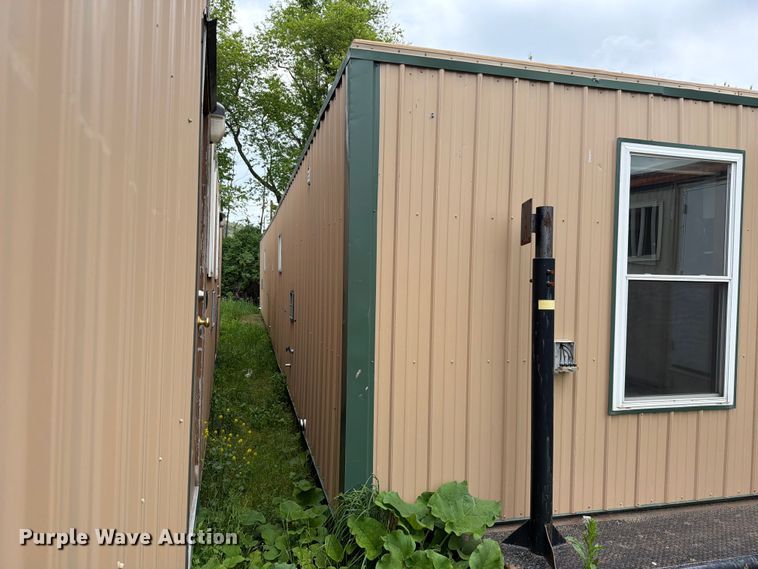 image for item FK2029 Skid mounted living quarters