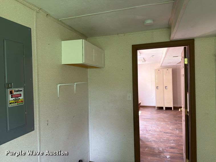 image for item FK2029 Skid mounted living quarters