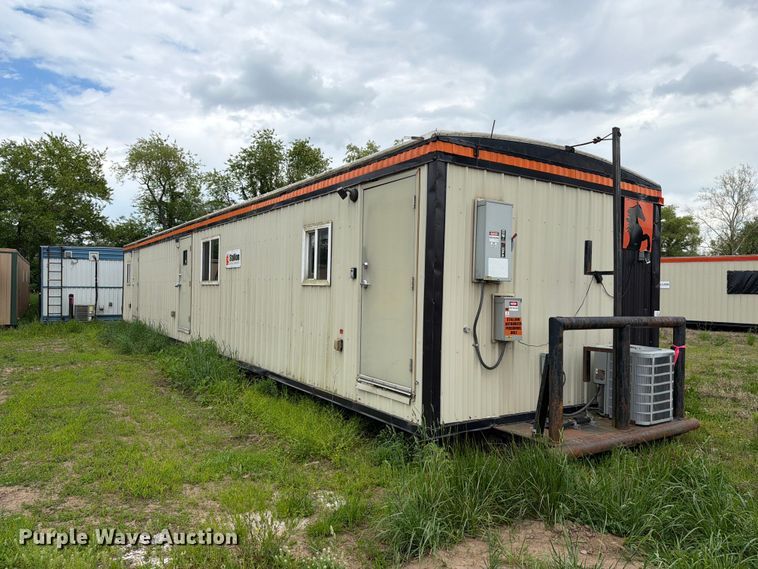 image for item FK2030 Skid mounted living quarters