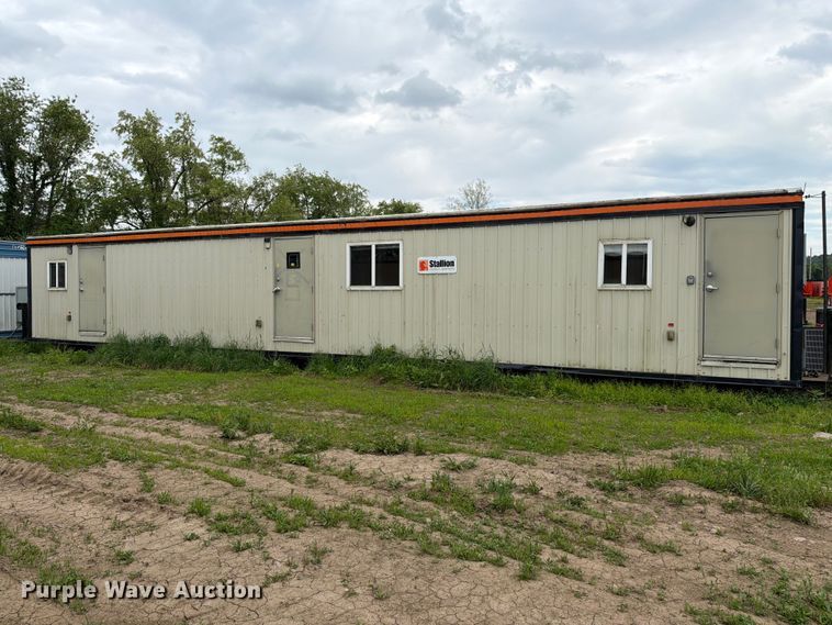 image for item FK2030 Skid mounted living quarters