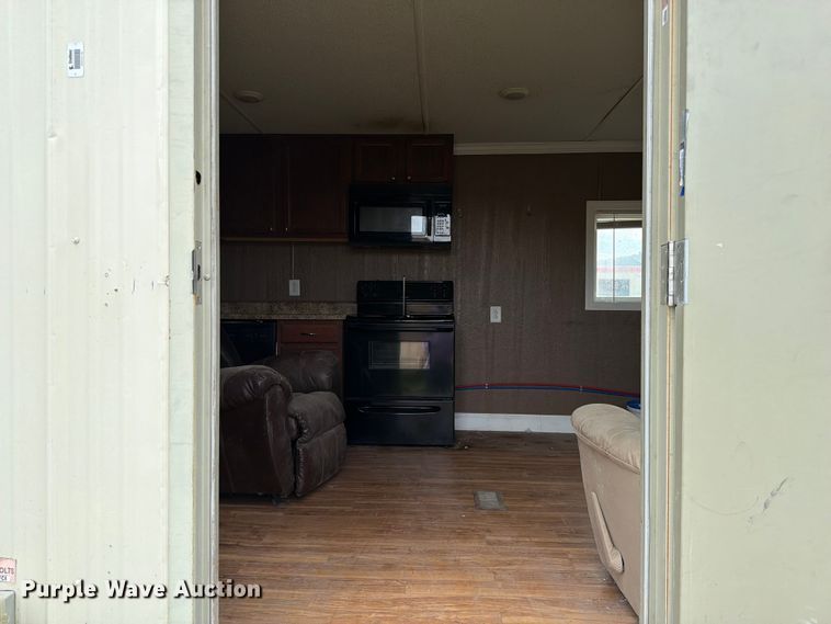 image for item FK2030 Skid mounted living quarters