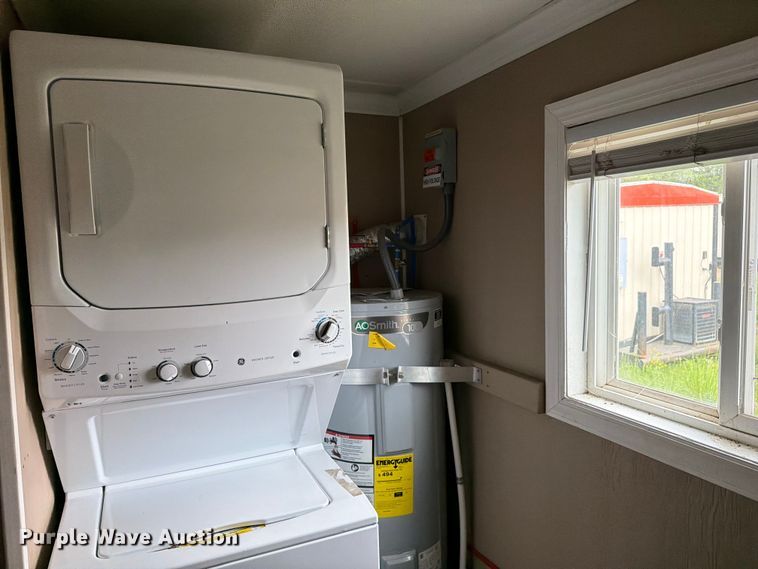 image for item FK2030 Skid mounted living quarters