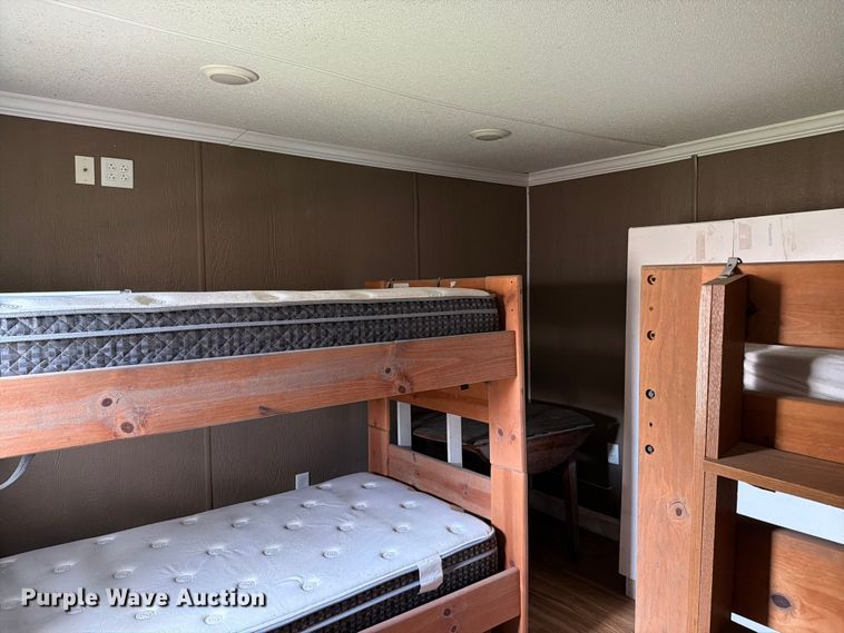 image for item FK2030 Skid mounted living quarters