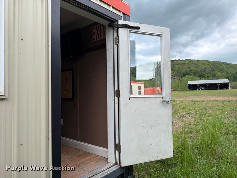 image for item FK2031 Skid mounted living quarters