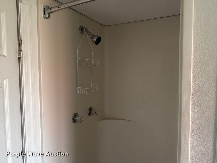 image for item FK2031 Skid mounted living quarters