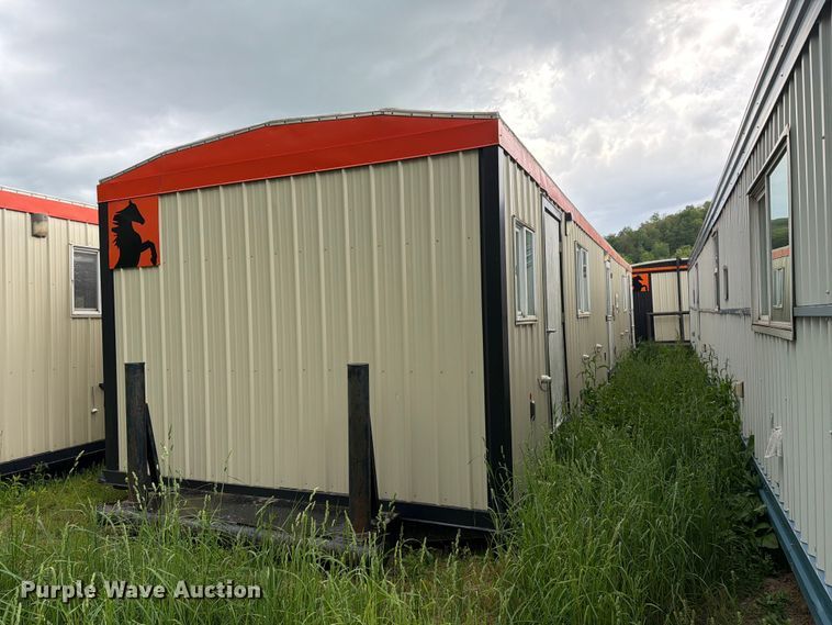 image for item FK2032 Skid mounted living quarters