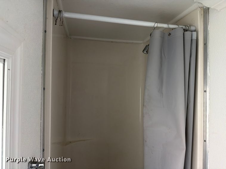 image for item FK2032 Skid mounted living quarters